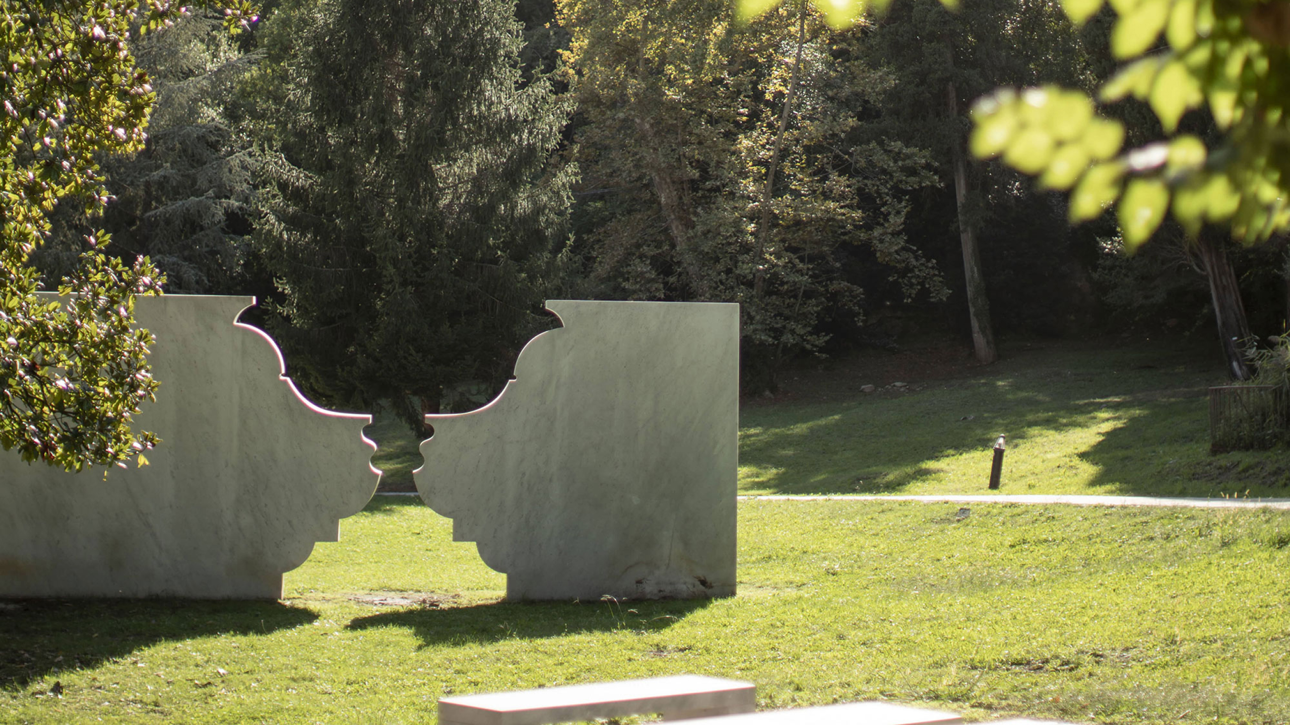 GIULIANO GORI E L'ARTE AMBIENTALE, FRA PISTOIA E CARRARA - Conferenza di ANGELA VETTESE