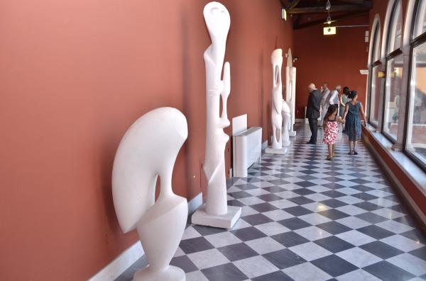 Carrara, Cárdenas e la Negritudine